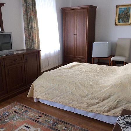 Villa Rubin Panzio Hajdúszoboszló Esterno foto